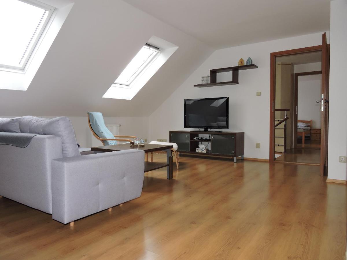 Apartamento Pod žákovou Horou *
